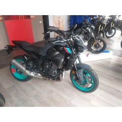 YAMAHA MT-10